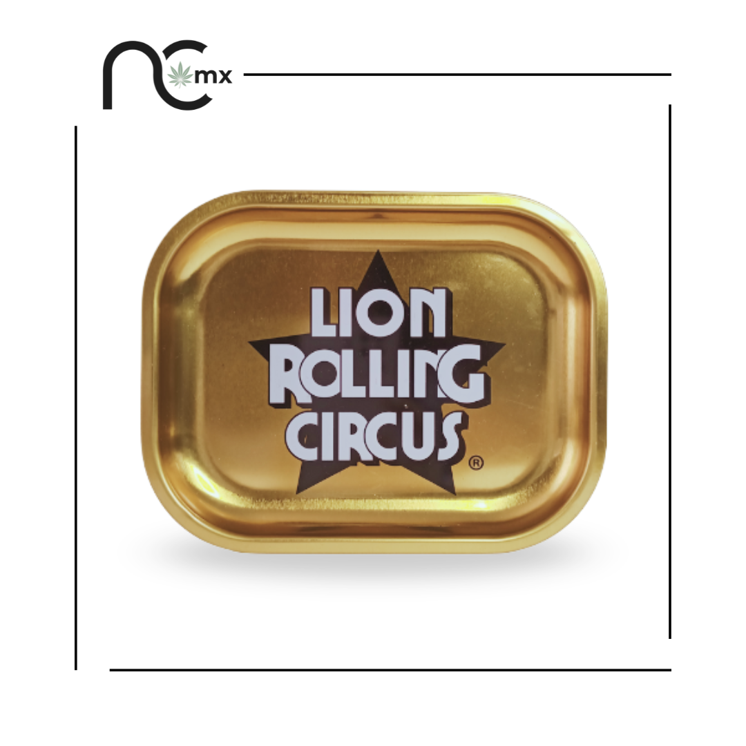 Charola metalica / Lion Rolling Circus